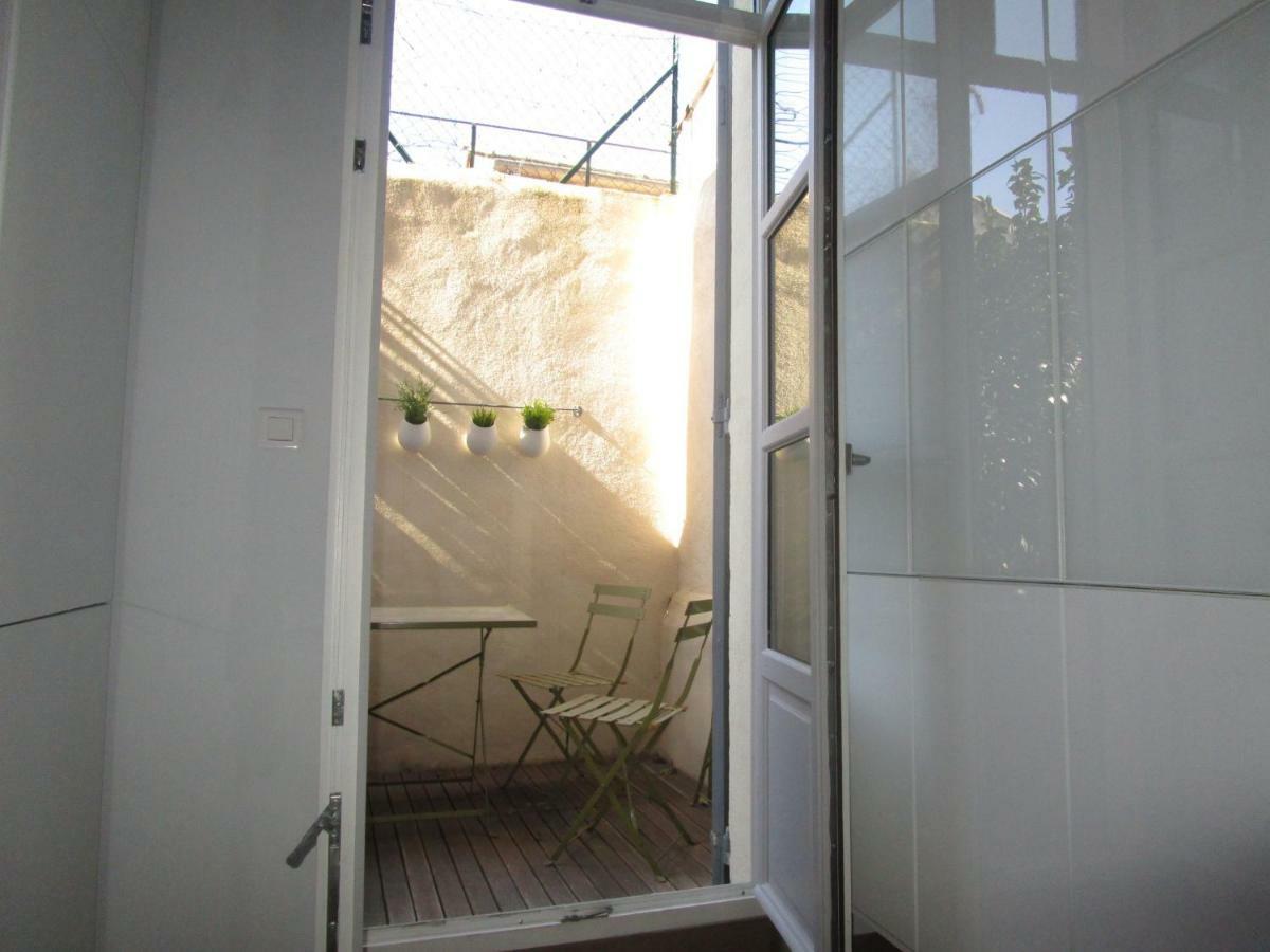 Maison 3 Chambres - Terrasse - Climatisation 10 Minutes A Pied Du Pont D'Avignon Exterior foto